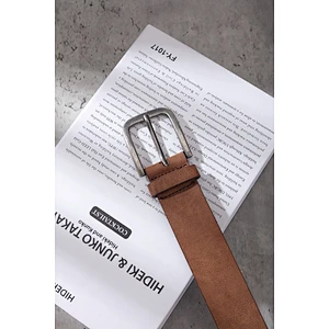 Classic Fashion Men's Belt with Convenient Buckle