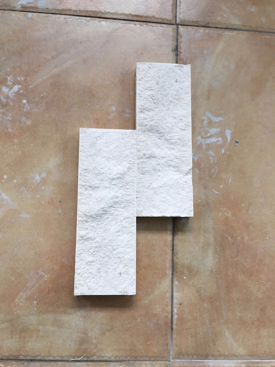 Moca Cream Limestone (16).jpg