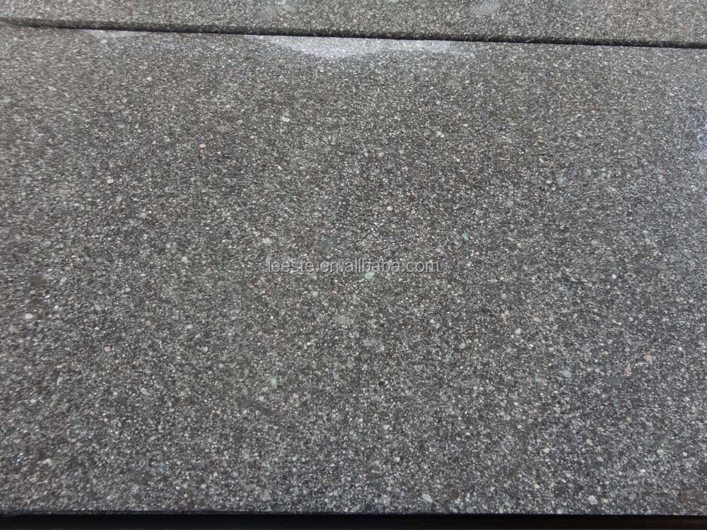 Green porphyry (5).jpg