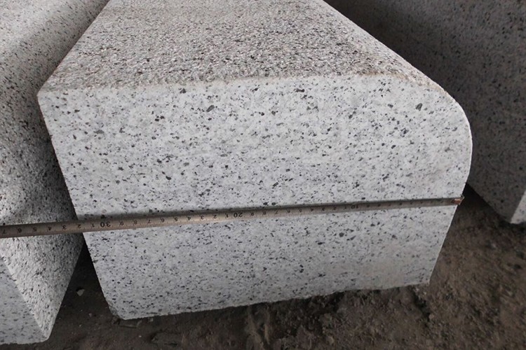 kerbstones