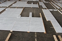 white marble wall tiles