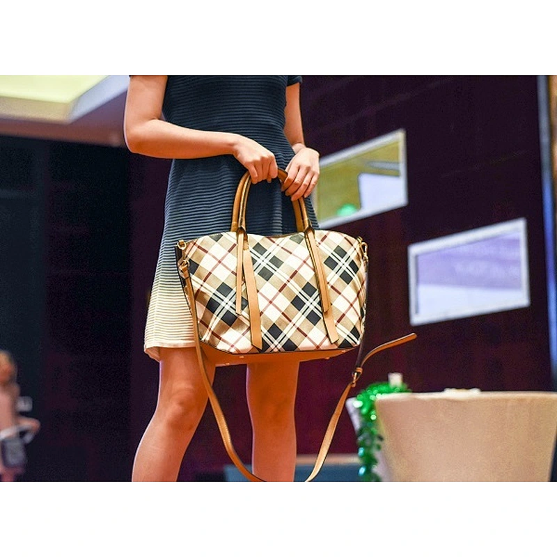 Vitory 2020 Spring fashion show No 012 Lady pu tote bags