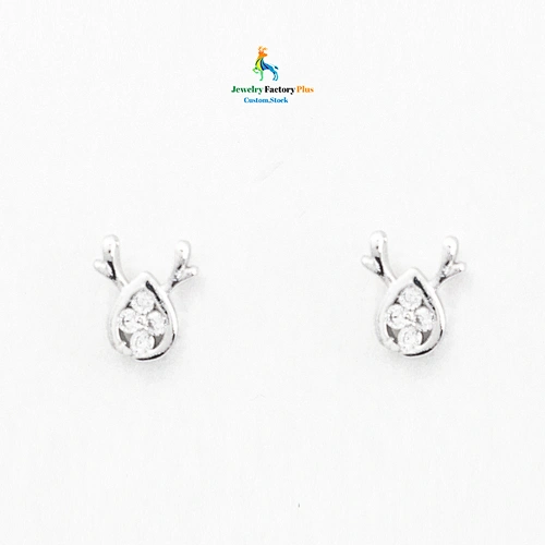 cute stud earrings
