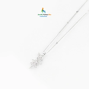 pretty girl necklaces
