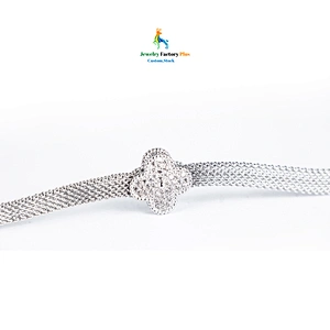 lucky flower bracelet
