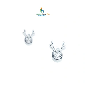 cute stud earrings