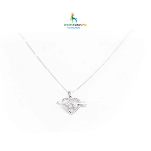 heart pendant necklace