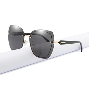 New outdoor sunglasses women's round pattern frame sunglasses protect eyes from ultraviolet rays