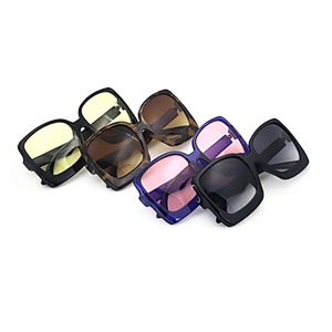 China Supplier Reassure Fashion Glasses Pc Polarized Plastic Promotional Sunglasses