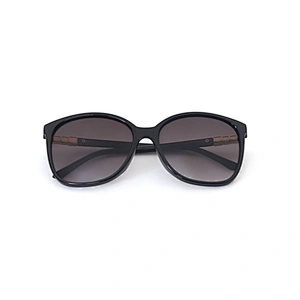 Ins Style New Fashionable Retro Channel Bling Plastic Frame Sunglasses for Women