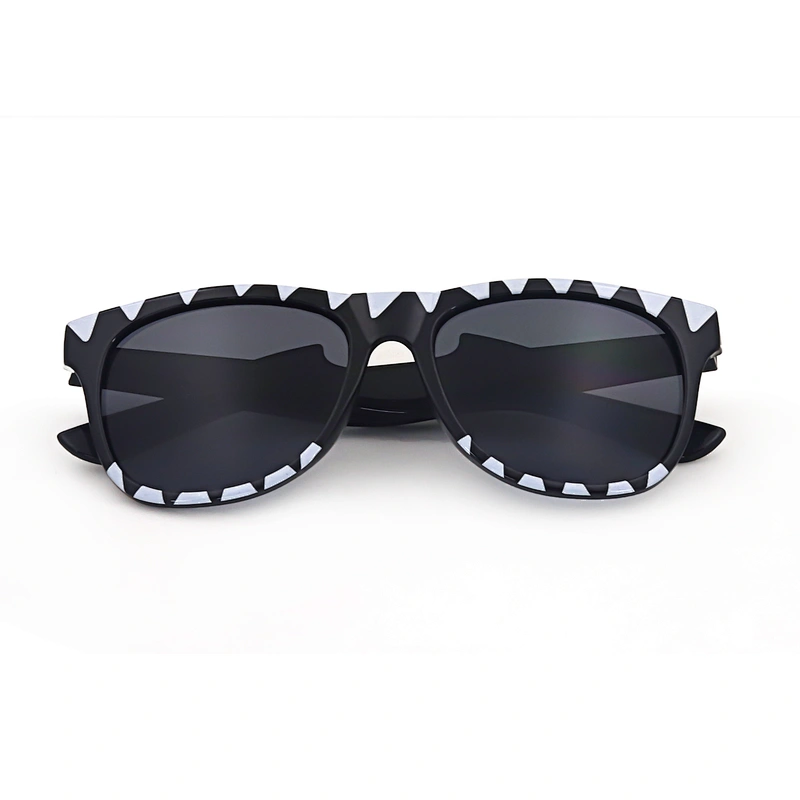 China Supplier Reassure Custom Logo Women Girls Sunglasses Wholesale