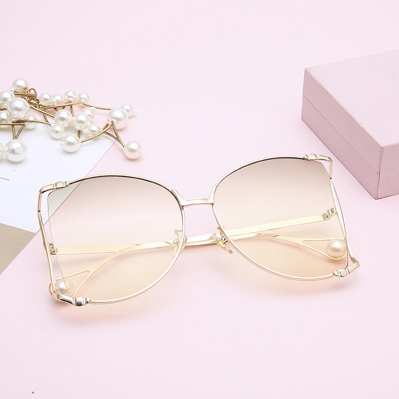 New fashion exaggerated large frame pearl sunglasses ladies fashion sunglasses dazzle color metal holloway glasses wholesale