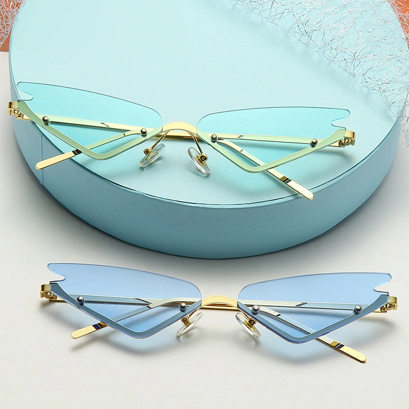 Individual sunglasses men and women in Europe and the United States trend dazzle street sunglasses hot selling glasses