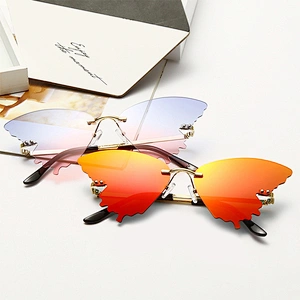 2020 individual butterfly sunglasses -- men, women, European and American fashion -- dazzle street sunglasses -- a cross-border