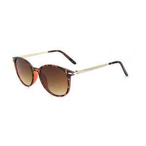 New Design Luxury Trendy Woman Shades Brand Plastic Frame Uv400 Sunglasses