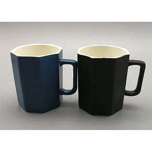 Color glazed mug