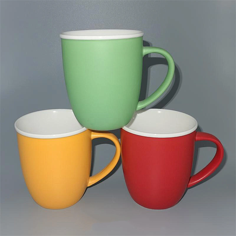 Color glazed mug
