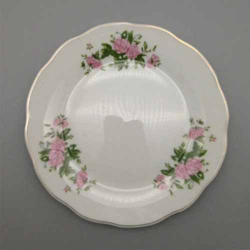 Porcelain flat plate cut edge with decals