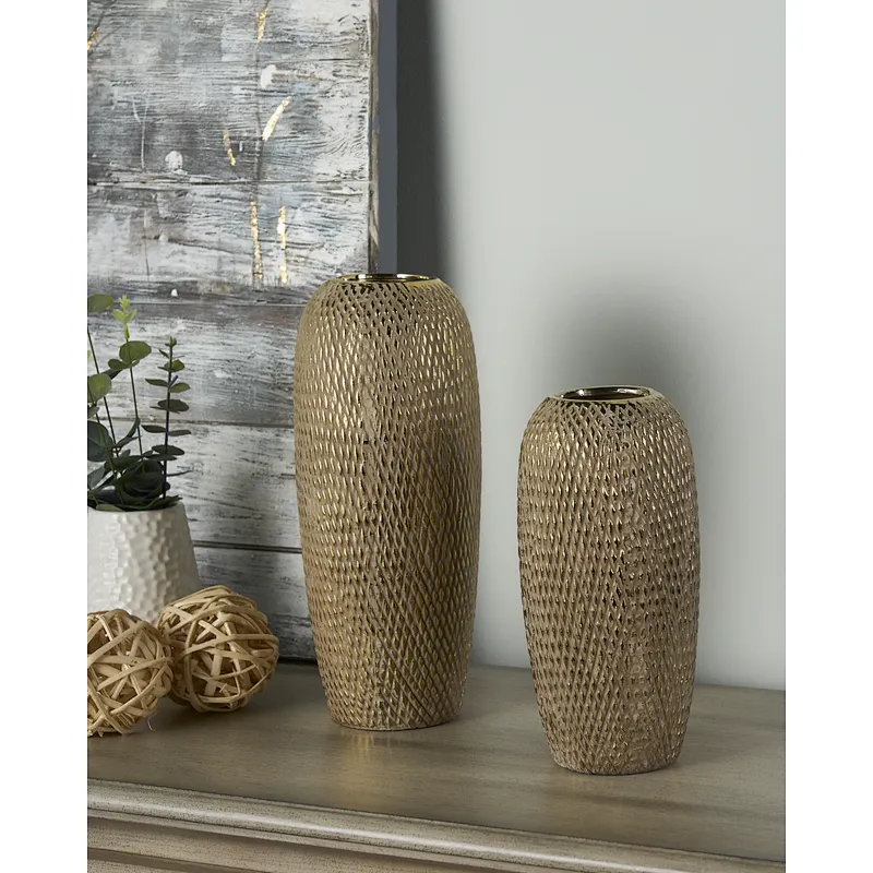 Sisley Vases