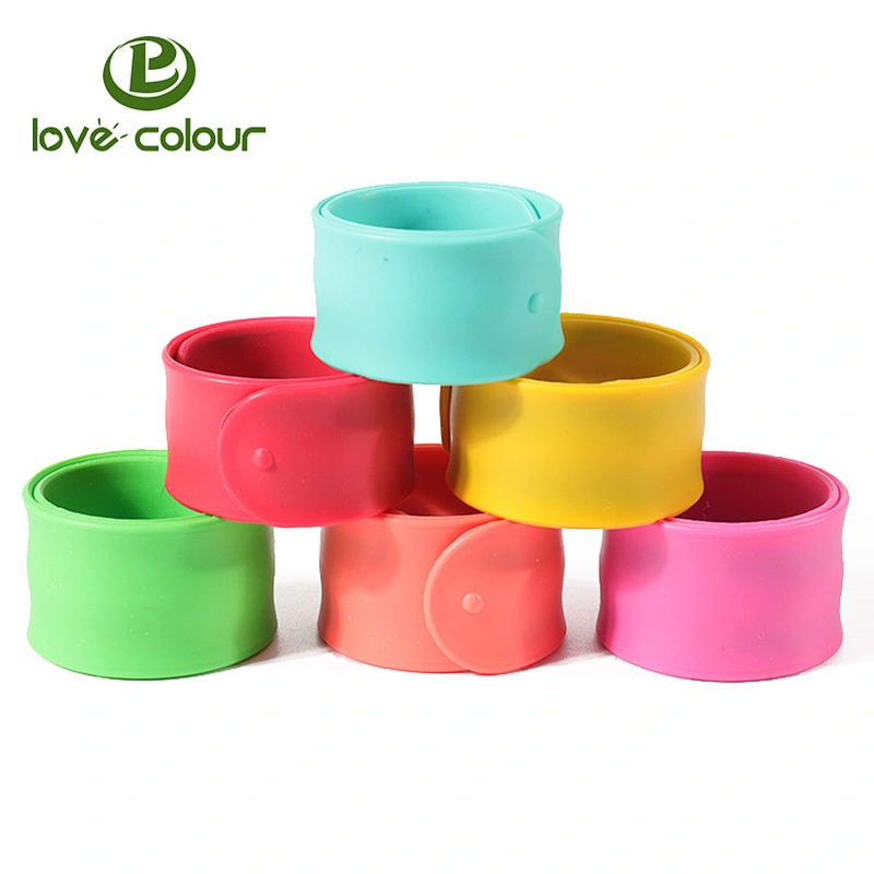 Promotional sports printing personalized wristband silicone rubber snap bracelets