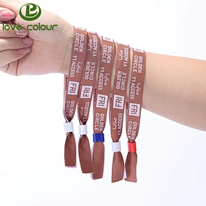 Custom one time use colorful polyester cloth thin wristband