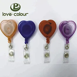 Custom solid transparent color heart shape retractable plastic badge reel