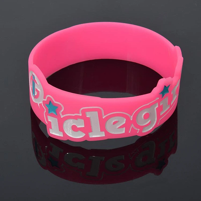 Free design Japan quality standard unisex fashion silicone wristbands