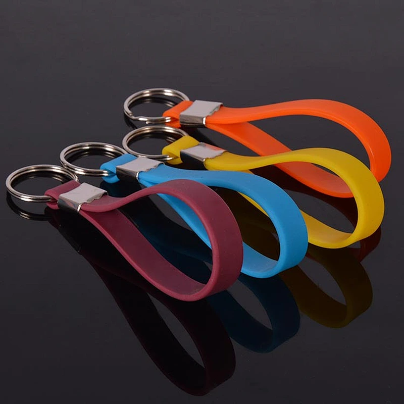 Promotional items cheap silicone wristbands keychain china wholesale