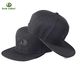6 Panel Black Embroidered Custom Snapback Cap