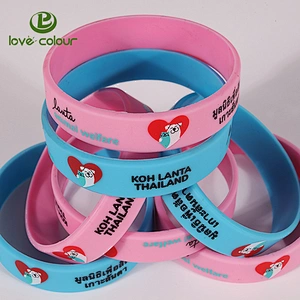 Flexible Soft stylish custom silicone bracelets for wholesale