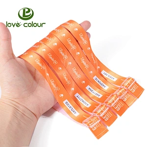 Custom fabric satin wristband with adjustable plastic buckle