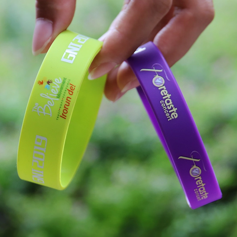Wholesale Promotional cheapest silicone bracelets silicon wristband