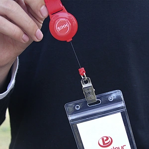 Factory custom retractable id card holder/plastic badge holder