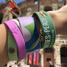 Popular style silicone debossed bracelets customized logo or message