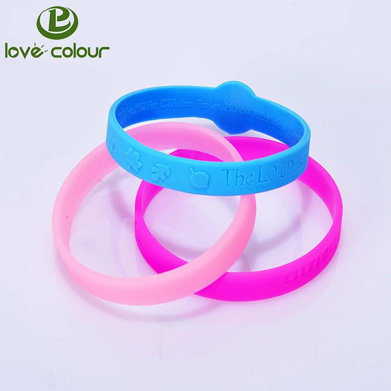 Custom Fashion Different Sizes Green Color Silicone Bracelets