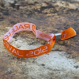 Fashion style cheap custom polyester woven fabric wristbands for event & music party