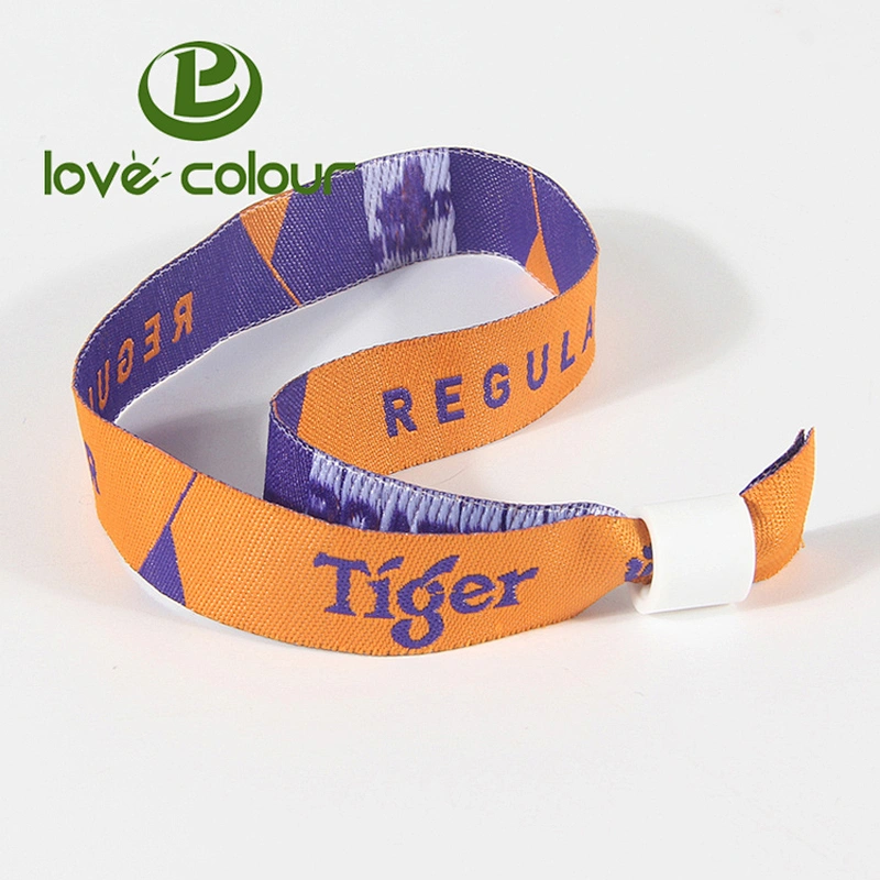 Custom plastic clip cloth polyester wristband with woven logo