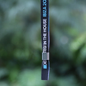 Guangzhou supplier promotion give away gift woven wristband