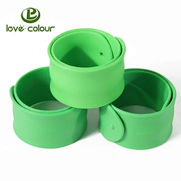 Popular cheap custom wristband promotional slap bracelets