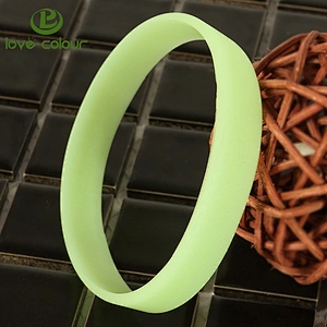 Customized personalized silicone hand band bracelet silicone band