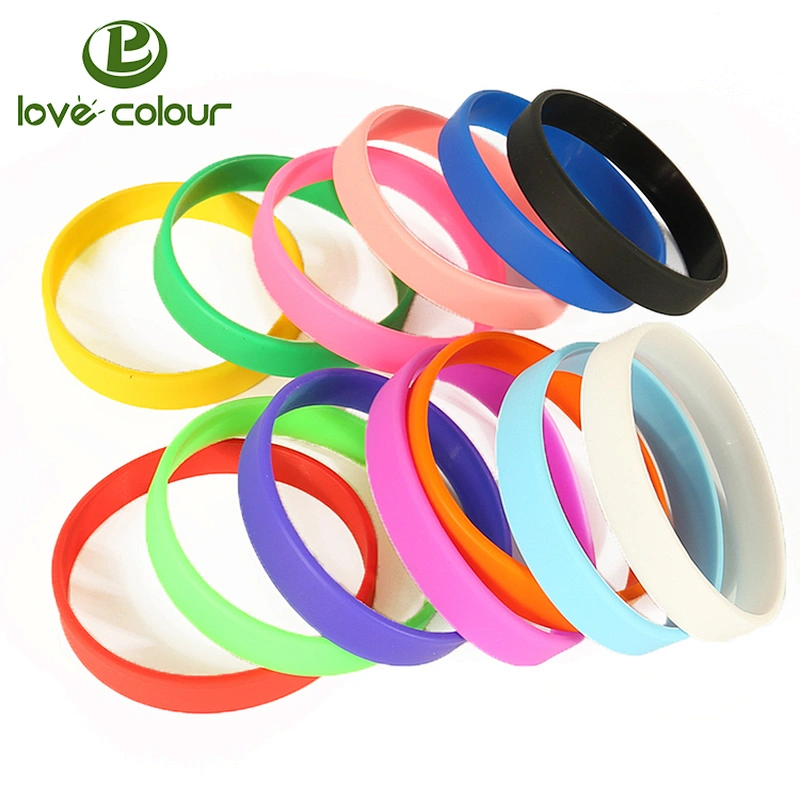 Custom Fashion Different Sizes Green Color Silicone Bracelets