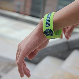 No minimum order cheap custom thick silicone wristband