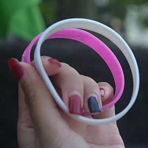 Event custom engraved personalized silicone bracelet