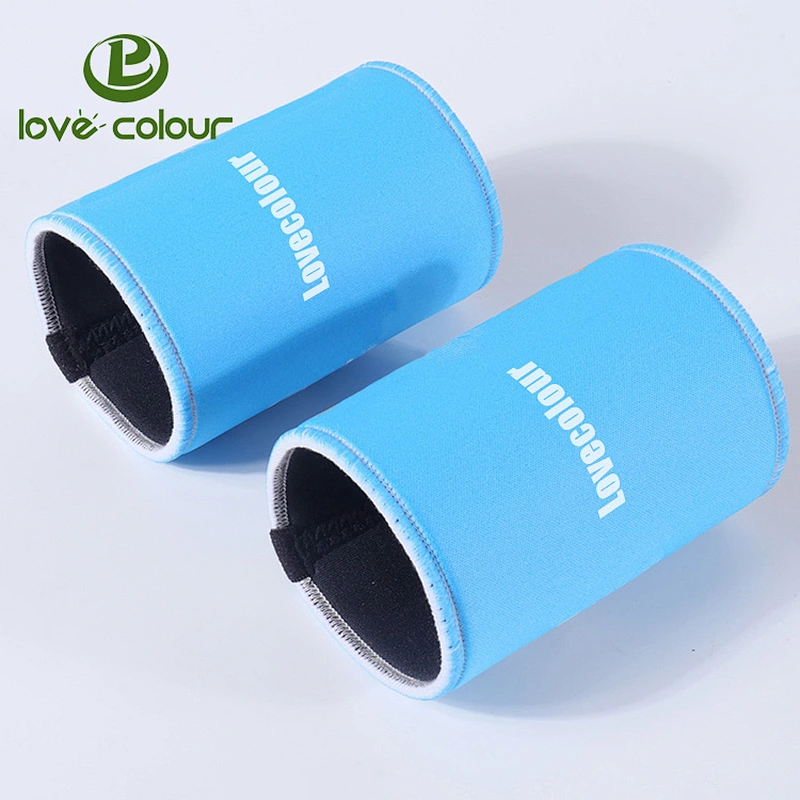 Promotion Gift Insulated Neoprene Beer Can Cooler Sleeve Cover 330ml