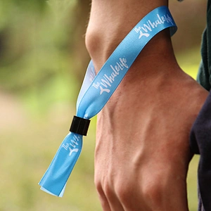 Hot custom cheap satin material event fabric entrance wristband with sliding lock