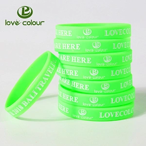Sport Silicon Bangle Wristband Custom Thin Debossed Silicone Bracelet Unisex