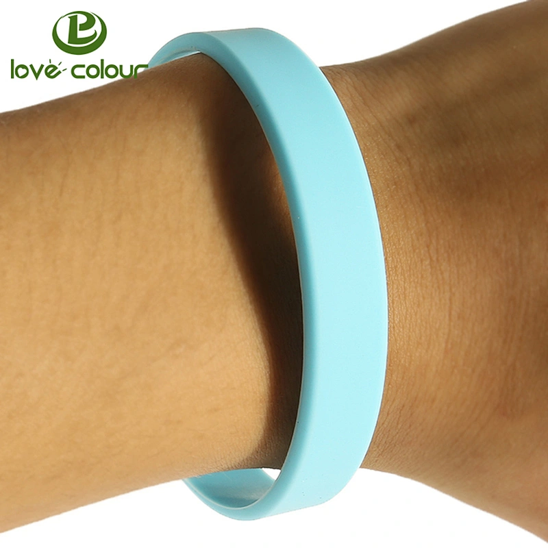 Fashion custom personalized rubber pure black silicone wristbands
