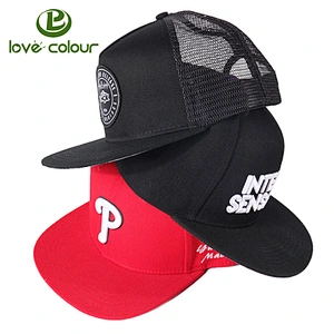 Low moq wholesale customized embroidered snapback hats