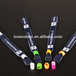 High quality custom red wristband/festival fabric wristband with plastic clip