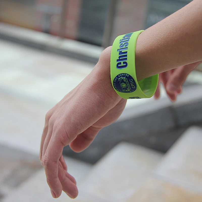 Custom Recycle use for charity silicon bracelets